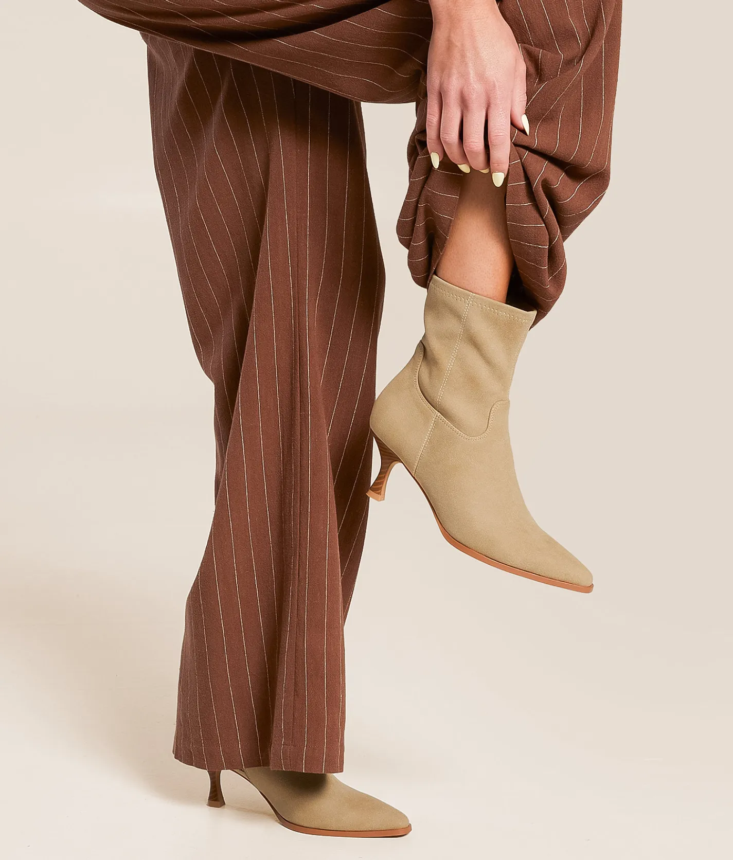 Mia Aletta Contemporary Ankle Boot Chocolate Outlet
