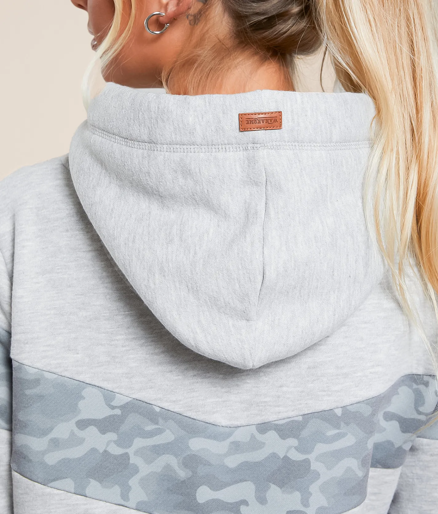 Tops | Wanakome Allia Color Block Hooded Sweatshirt Light Heather Grey Camo
