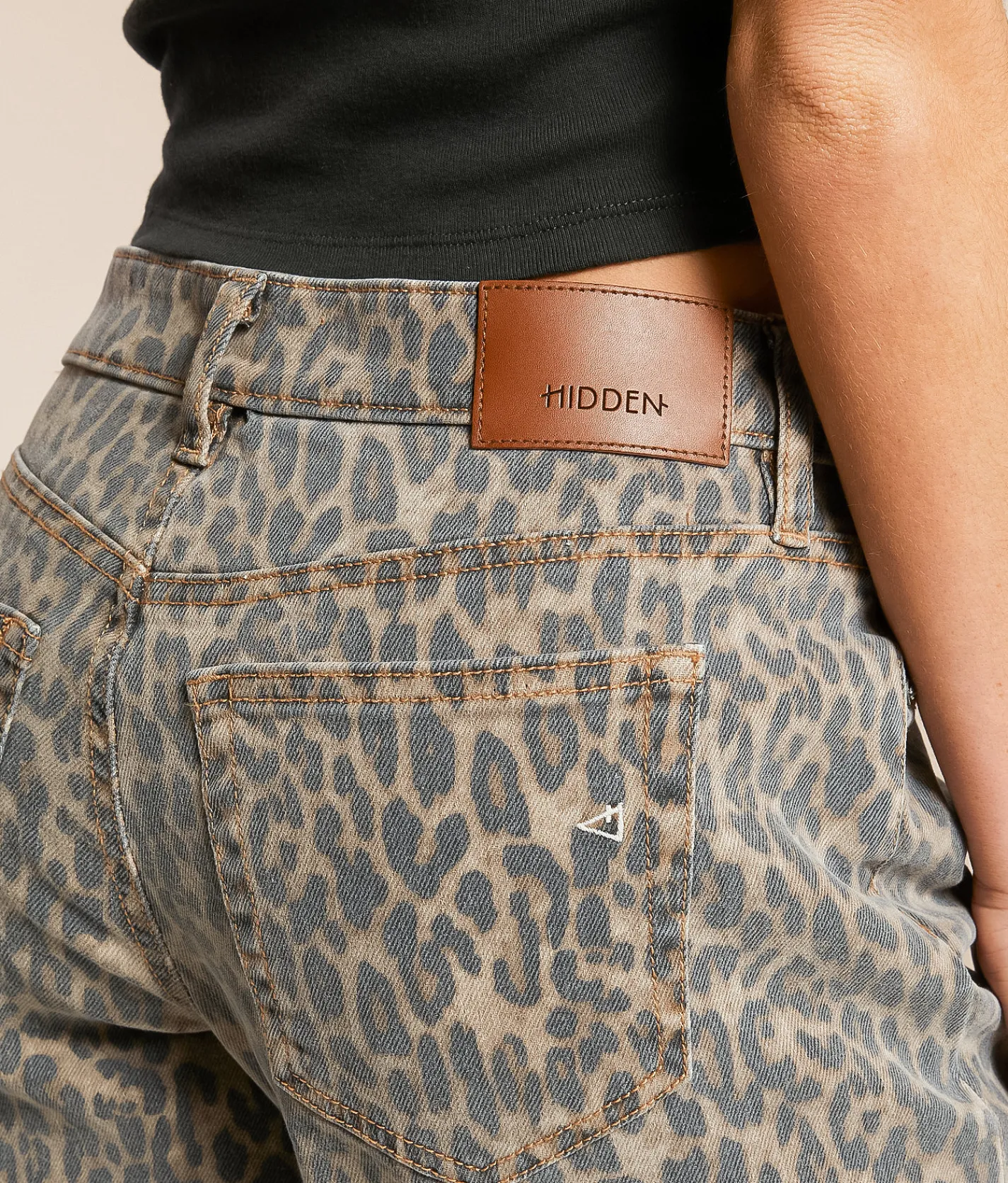 Jeans|Bottoms | HIDDEN Alyx Print Low Slung Baggy Stretch Jean Cheetah