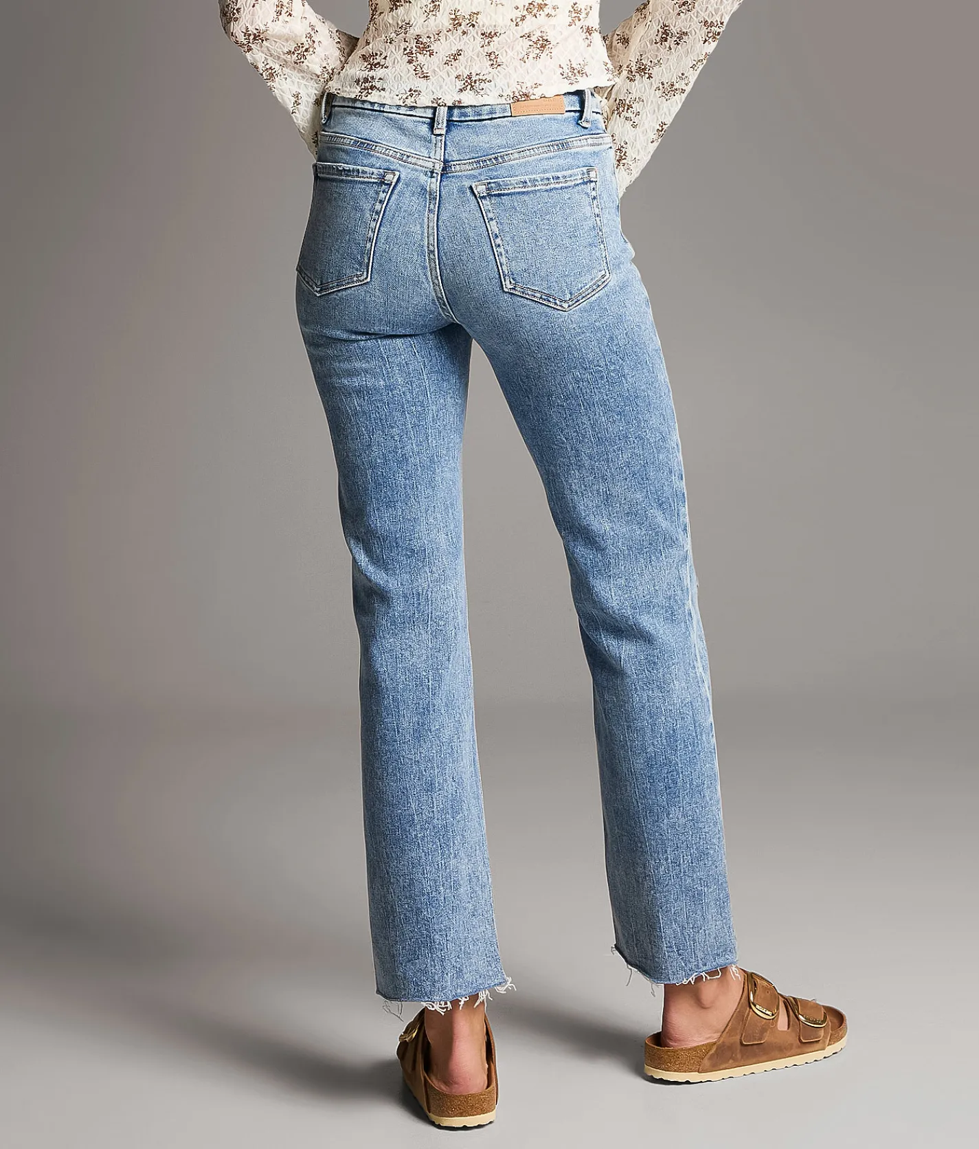 BKE Andi Cropped Straight Stretch Jean Hannigan 5 Outlet