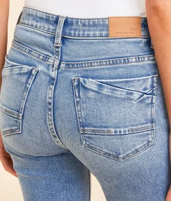 BKE Andi Straight Stretch Cuffed Jean Rosario Best