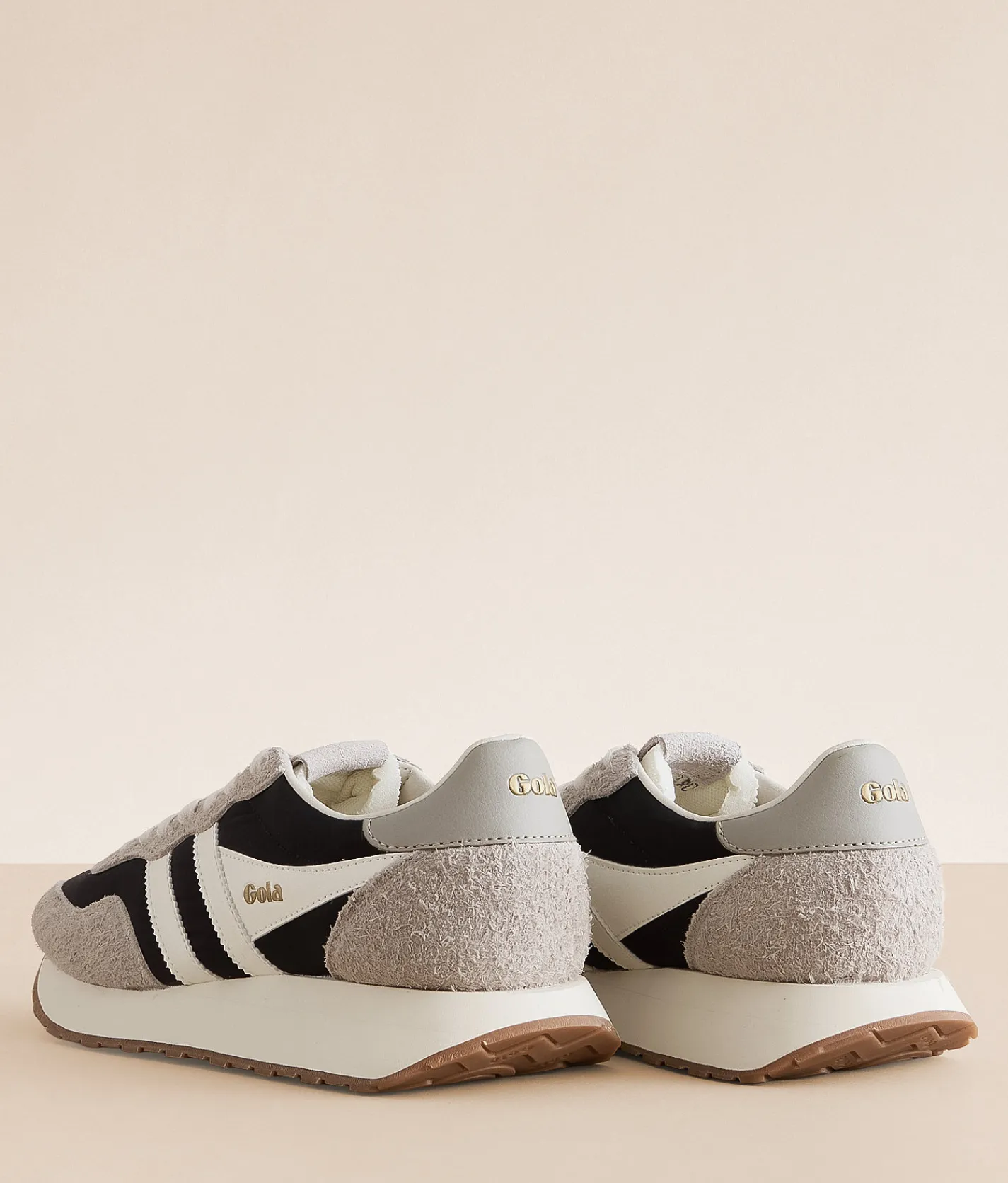 Gola® Arizona Leather Sneaker Black Feather Grey White Hot
