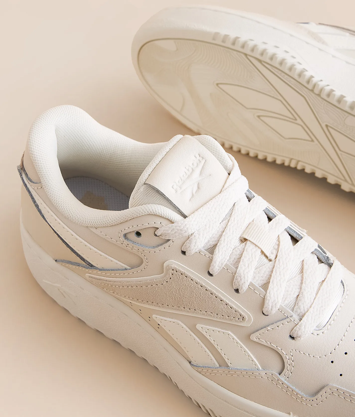 Shoes|Activewear | Reebok® ATR Chill Sneaker Sand Sand Chalk