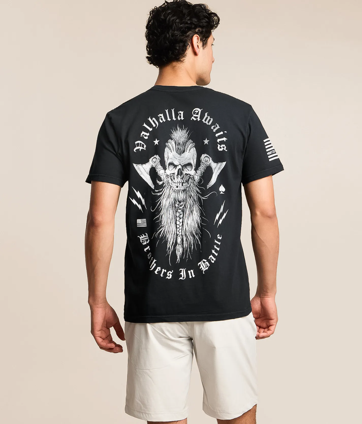 Howitzer Awaits T-Shirt Obsidian Hot