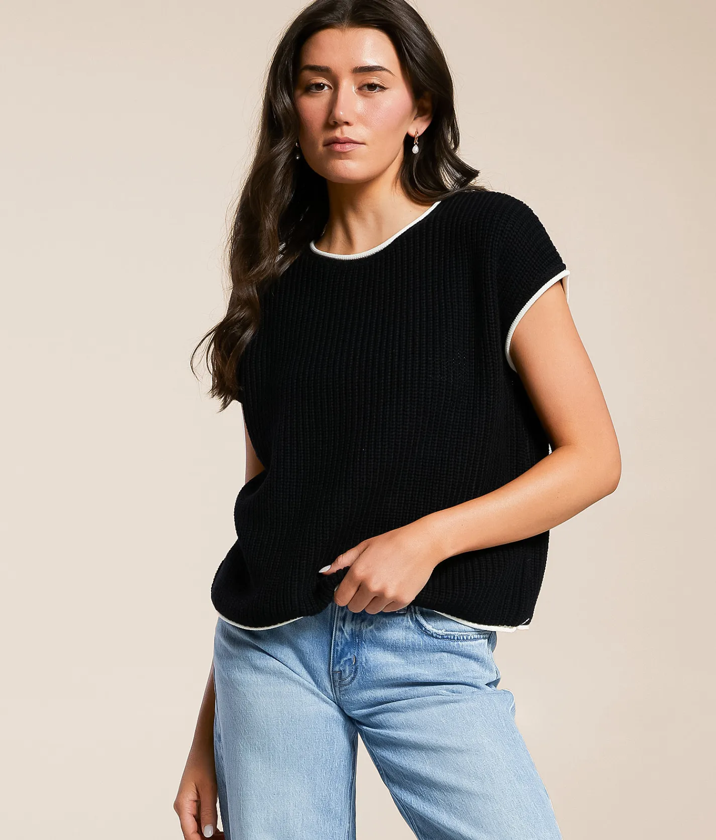 Blu Pepper Back Button Sweater Black New