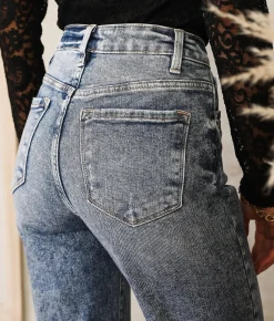 KanCan Signature Baggy Fit Stretch Jean Kyeri Discount