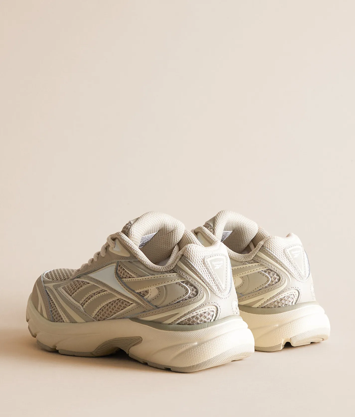 Reebok® Belwave Leather Sneaker Beige Sand Vintage Chalk Discount