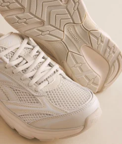 Reebok® Belwave Leather Sneaker Tan Tan Natural New