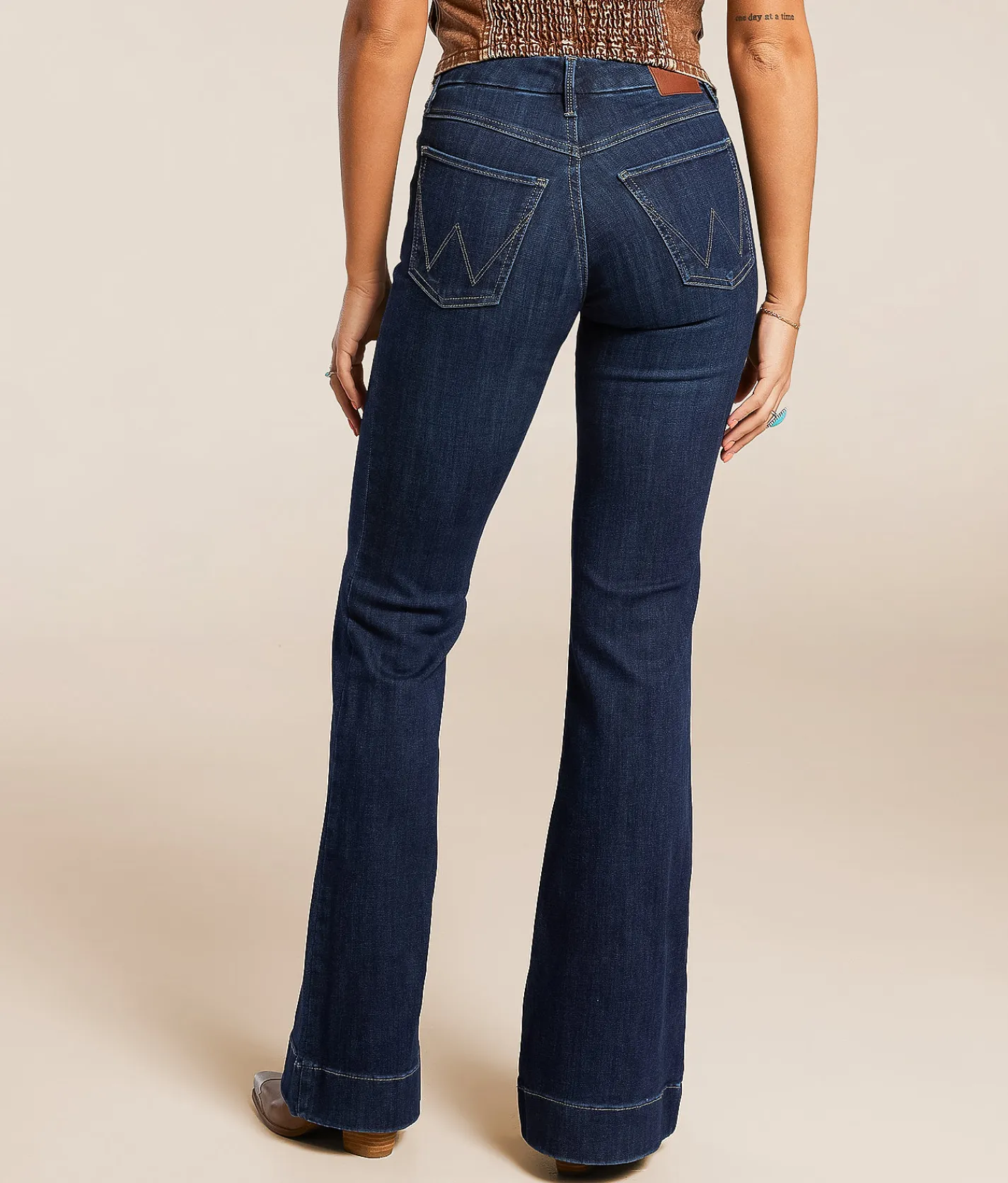 Jeans|Bottoms | Wrangler® Bespoke Trouser Stretch Jean Alexandra