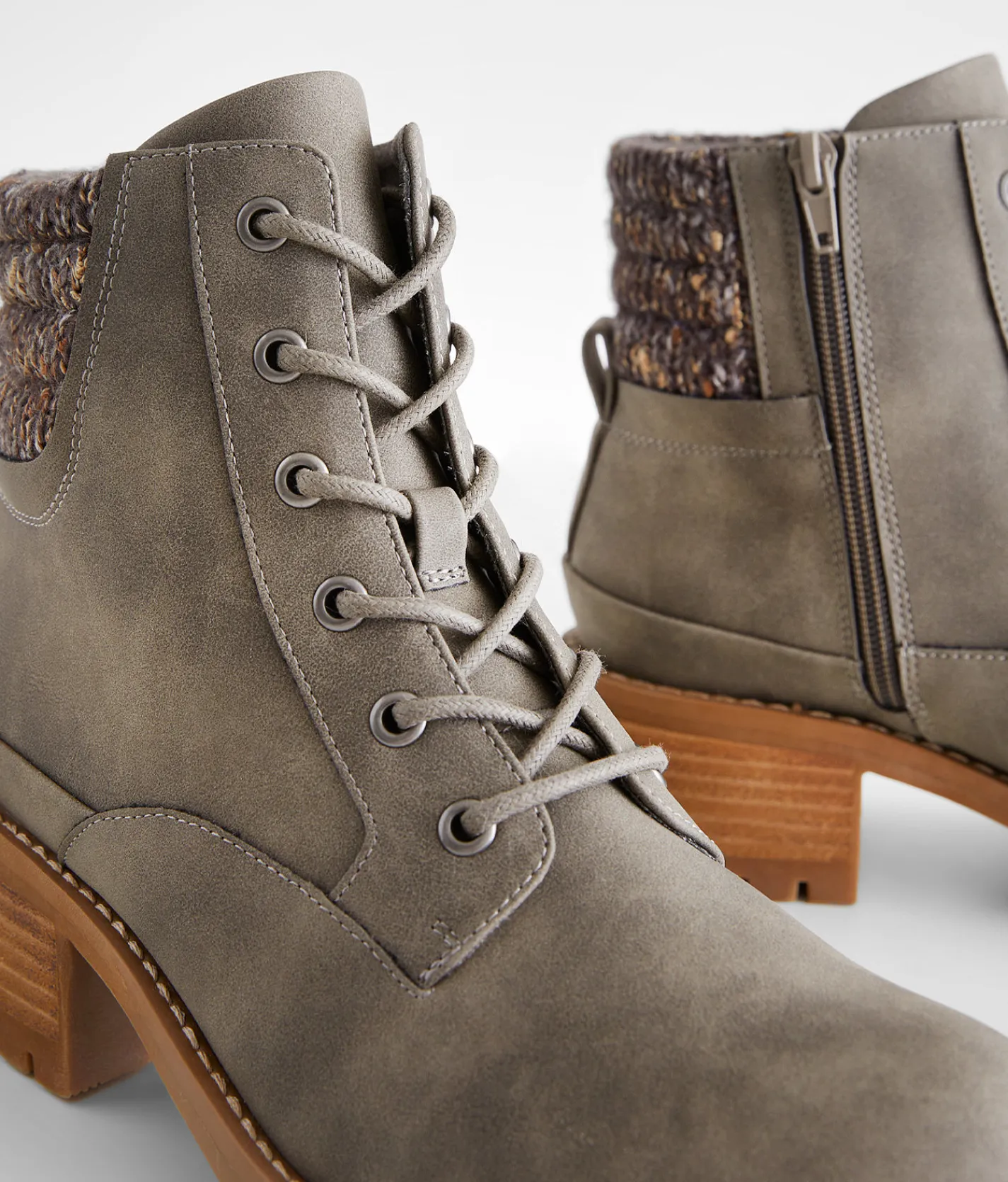 Bullboxer B-52 Heeled Ankle Boot Taupe Brown Hot