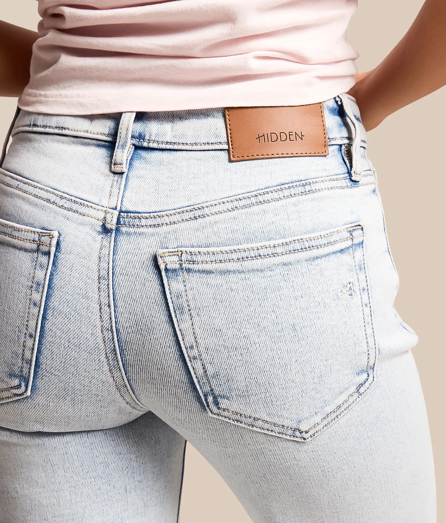 HIDDEN Blake Cropped Straight Stretch Jean Lake Tahoe Hot