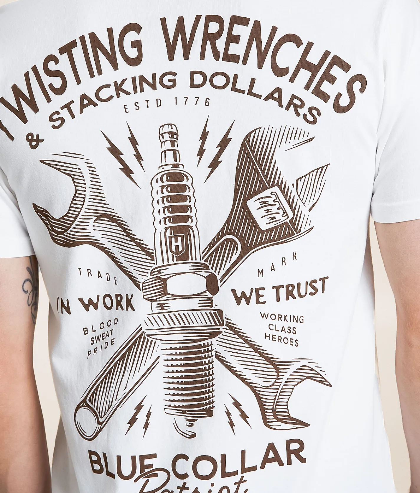Howitzer Blue Collar Sparked T-Shirt Antique White Discount