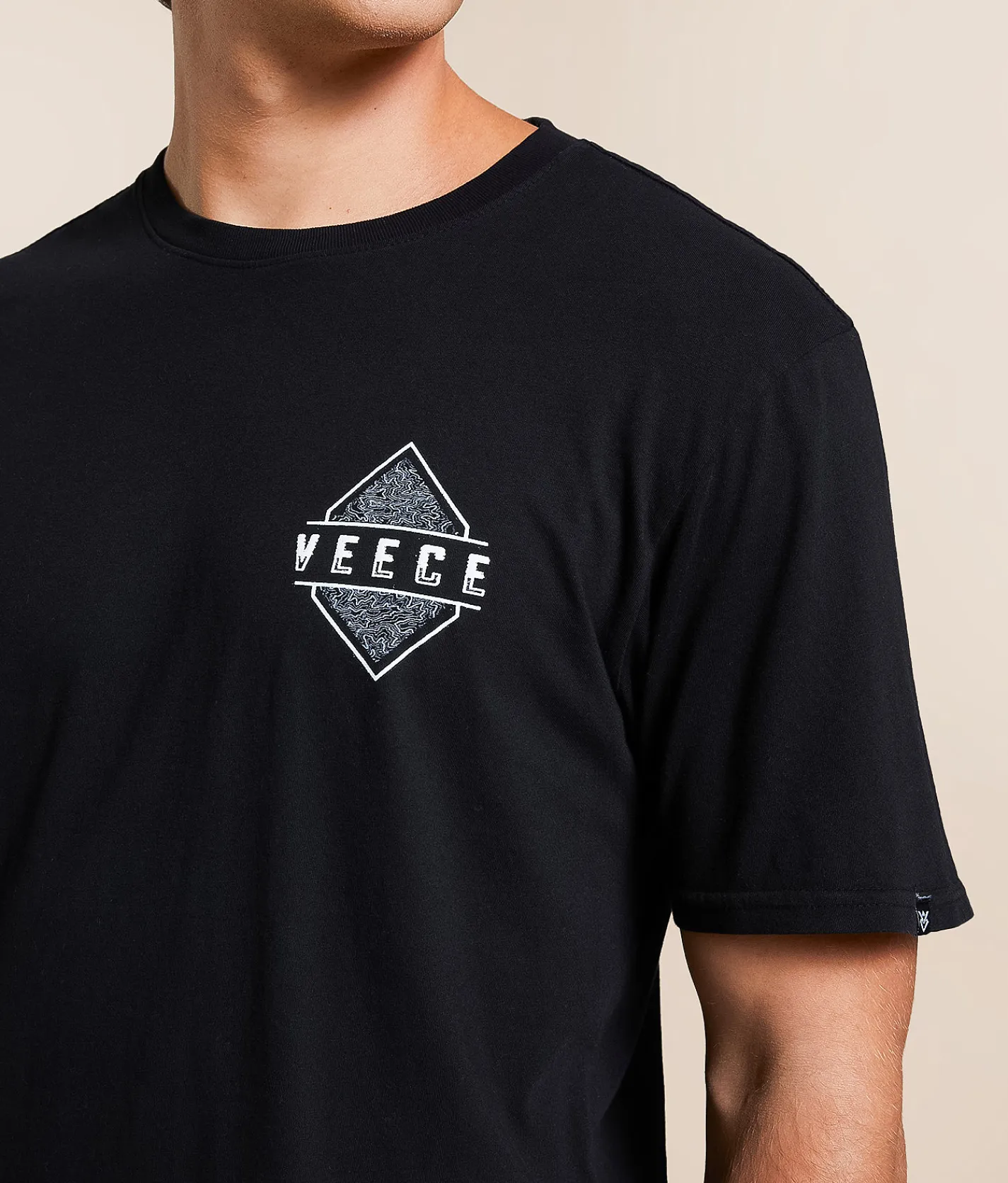 Veece Bold Monstera T-Shirt Black Best