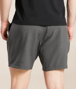 Maven Co-op Bow Performance Stretch Short Raven and Dark Shadow