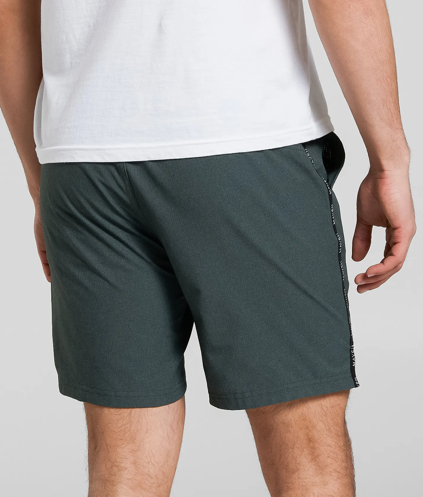 Bottoms|Shorts | Maven Co-op Breakline Performance Stretch Short Urban Chic