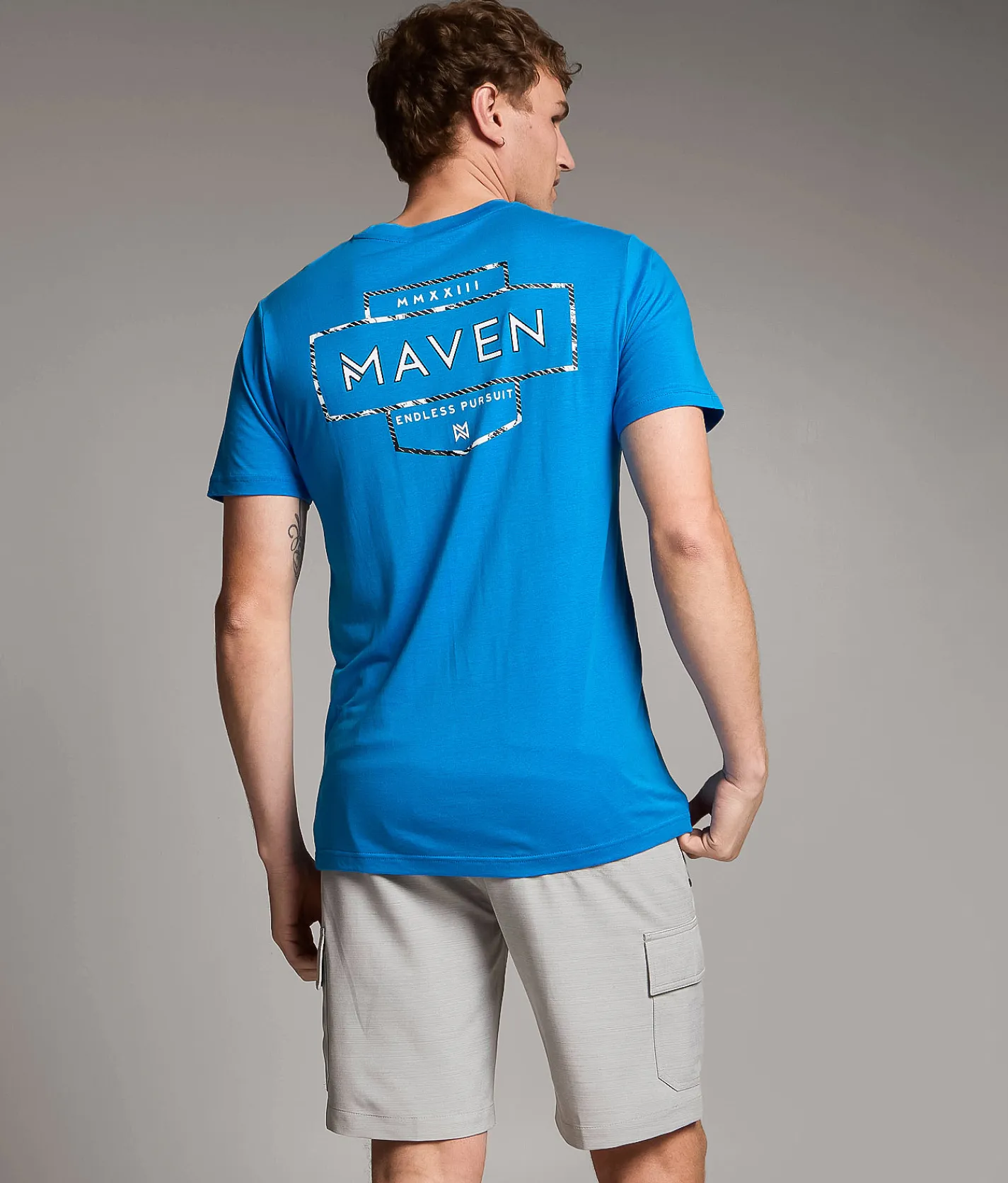 Tops|Graphic T-Shirts | Maven Co-op Brittle Badge II Performance T-Shirt Electric BLue