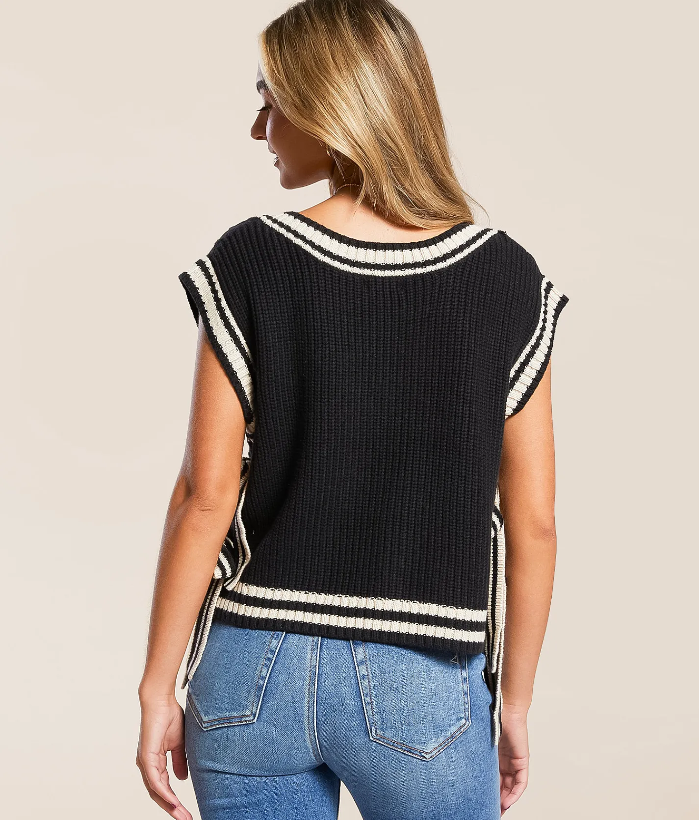 Blu Pepper Cable Knit Boxy Sweater Black Sale