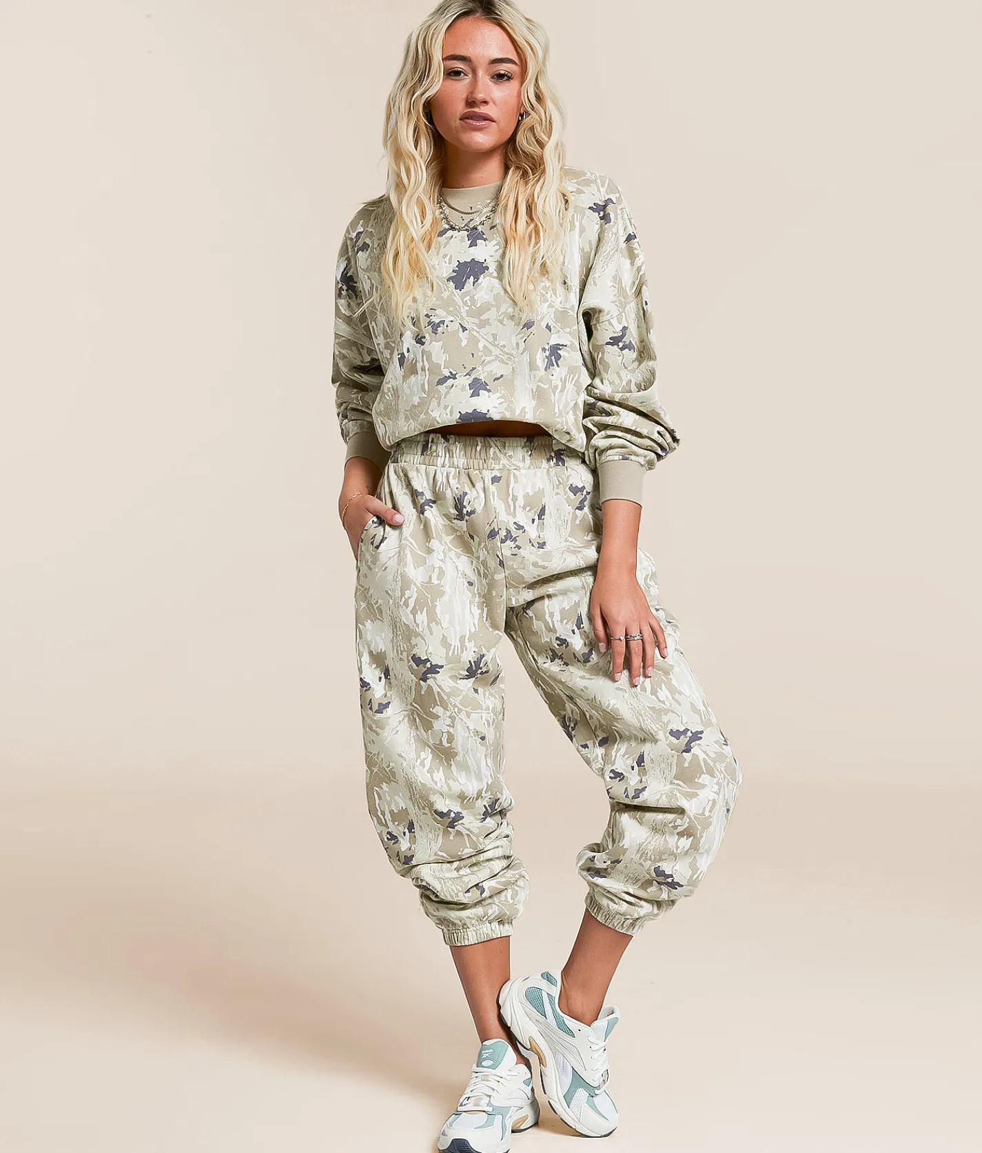 Gilded Intent Jogger Camo Hot