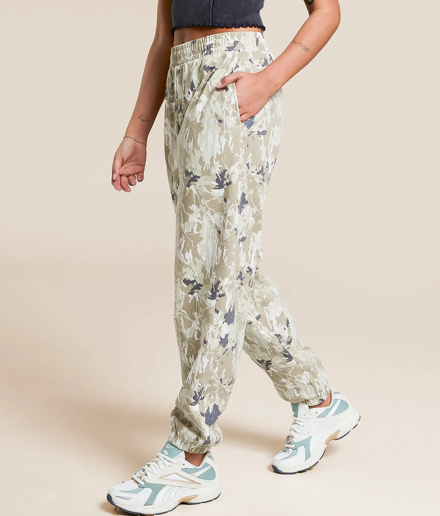 Gilded Intent Jogger Camo Hot
