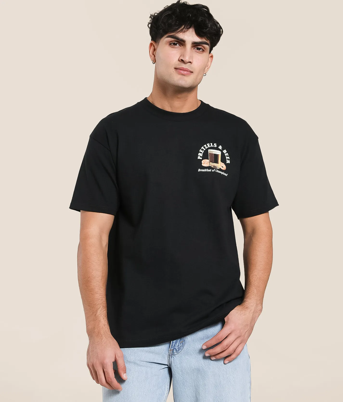 Graphic T-Shirts | American Classics Cheers T-Shirt Vintage Black