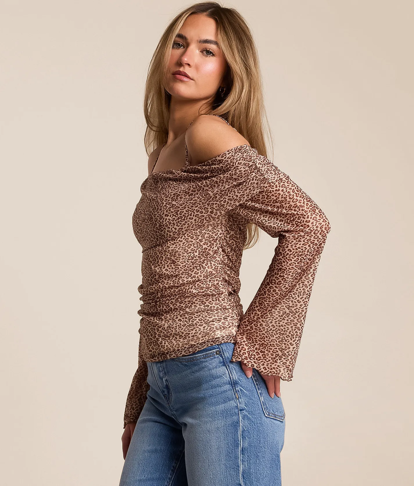 Willow & Root Off The Shoulder Top Cheetah New