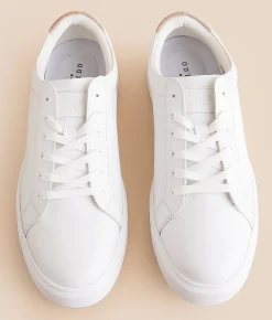 Outpost Makers Chris Leather Sneaker White Online
