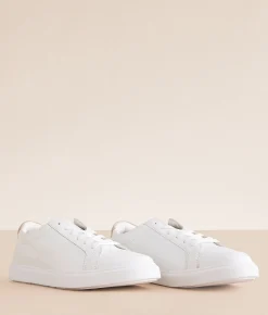 Outpost Makers Chris Leather Sneaker White Online