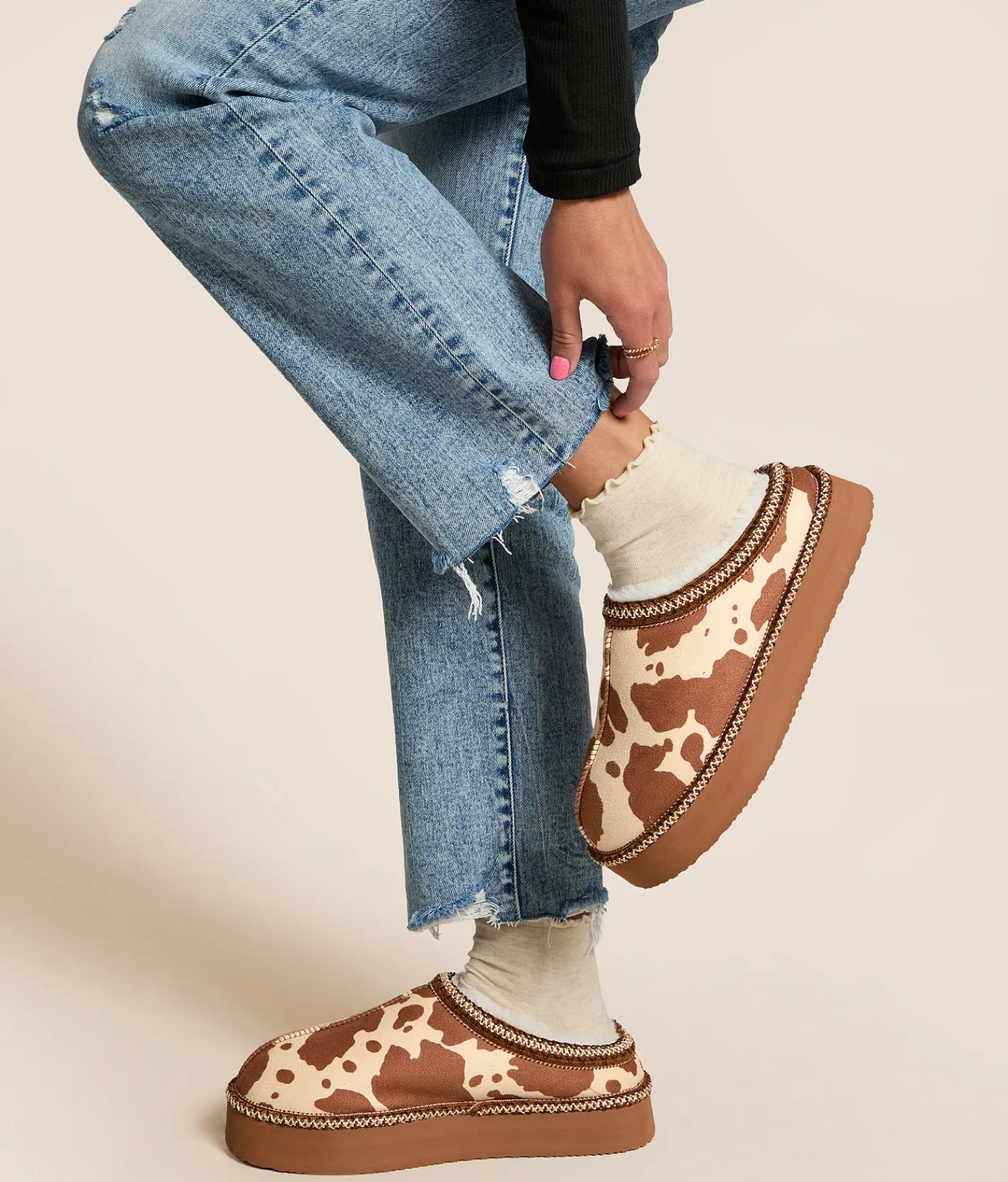 Shoes | Very G Christy Cow Slipper Cream Tan