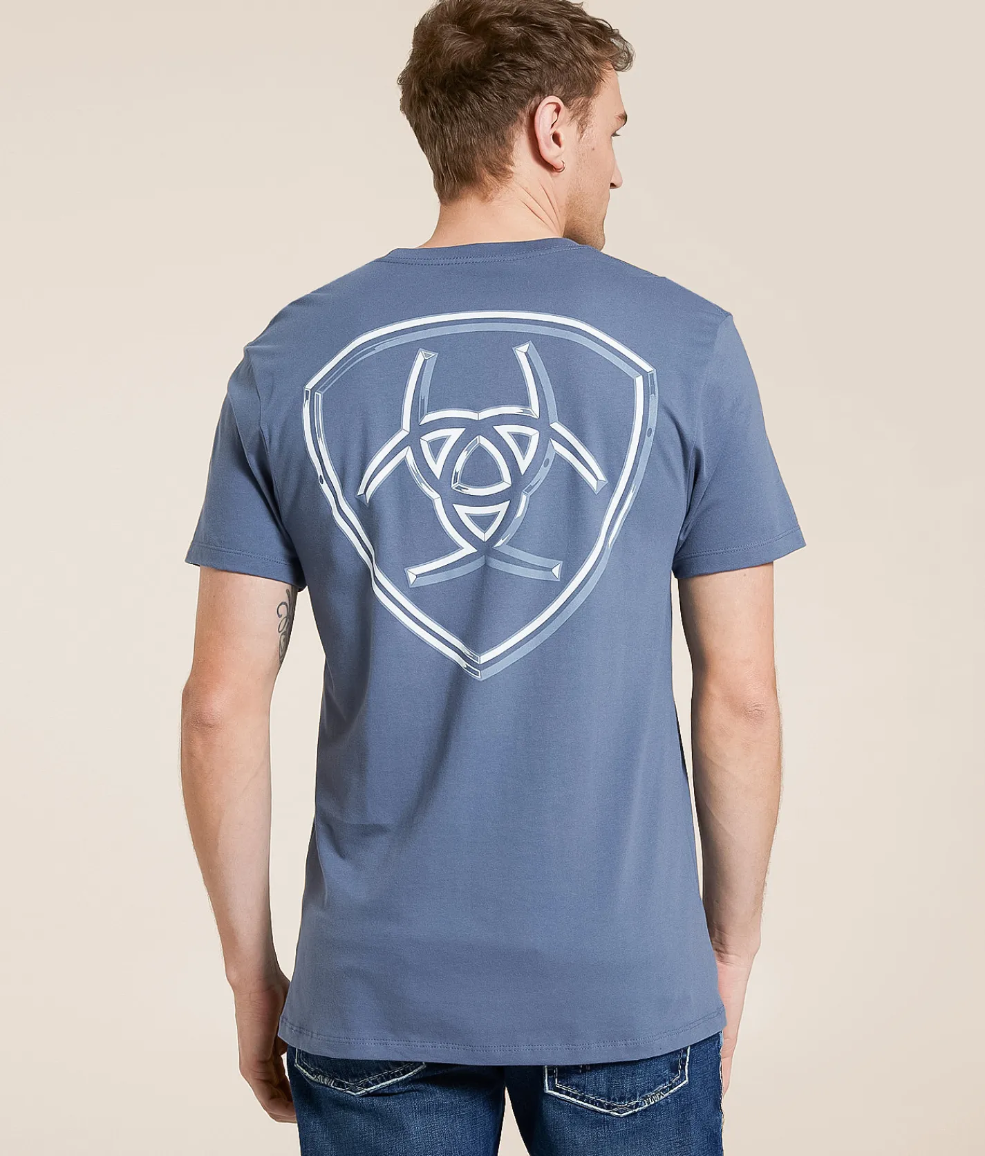 Ariat Chrome Badge T-Shirt Silver Pine Outlet