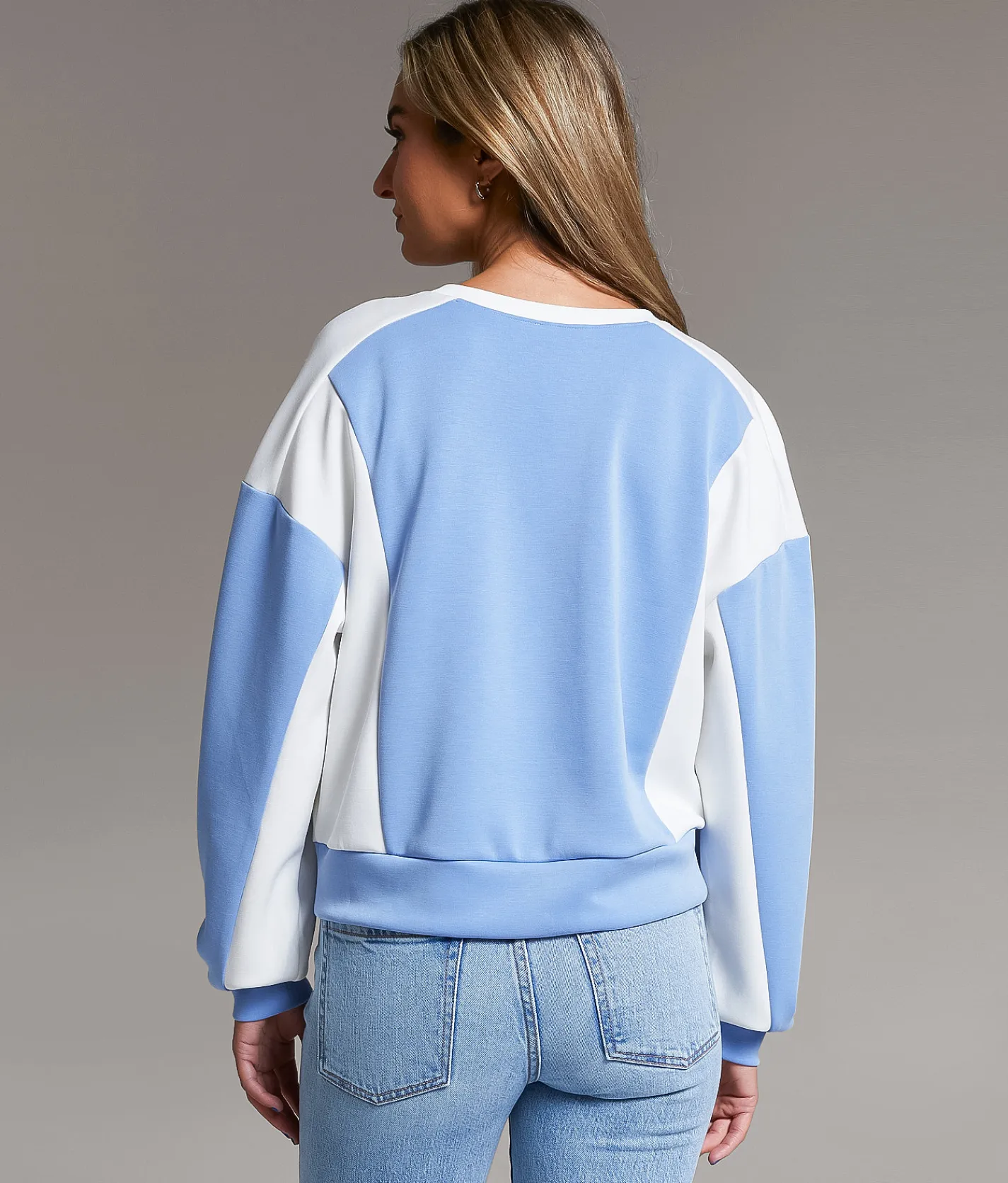 BKE Color Block Cropped Pullover Della Robbia Blue White