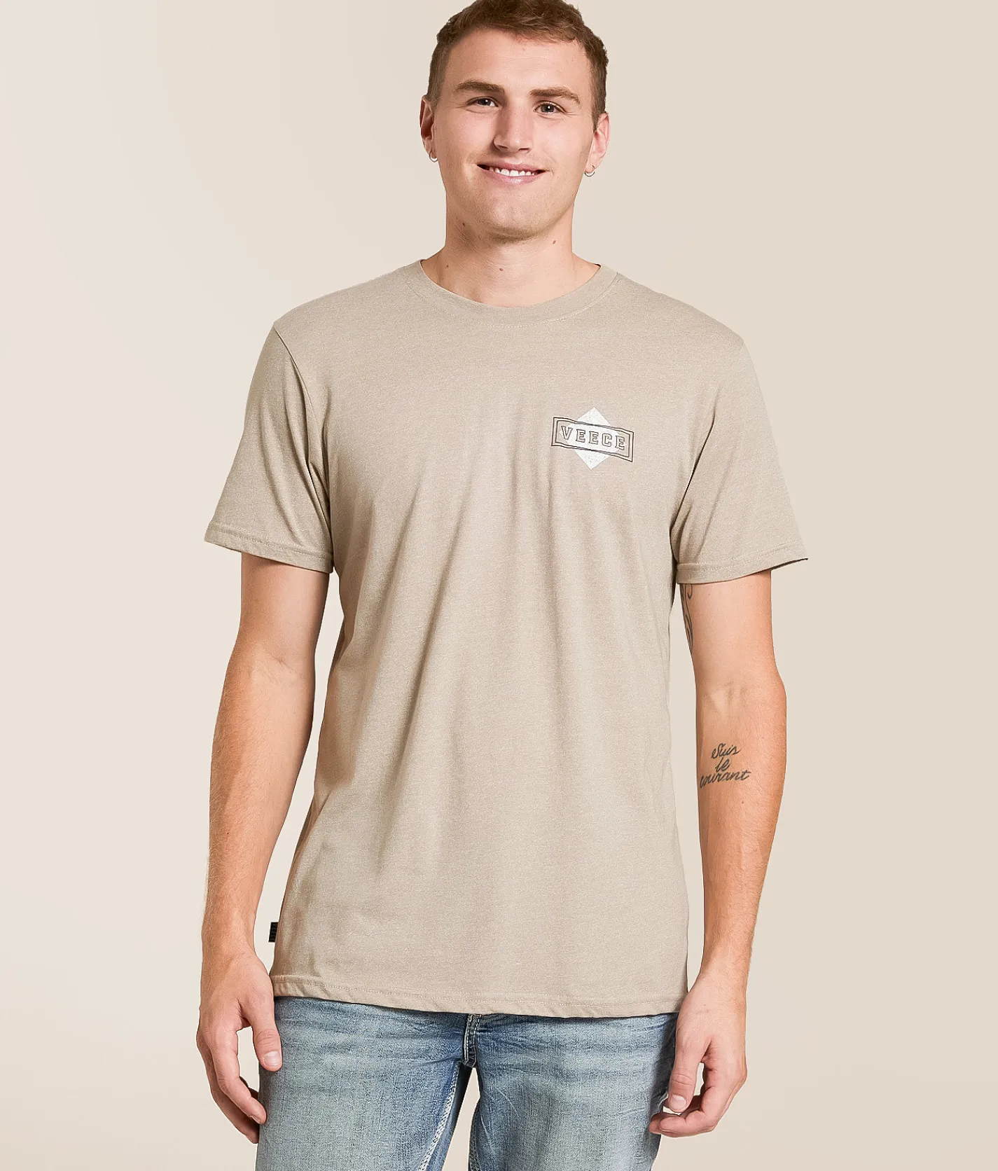 Tops|Graphic T-Shirts | Veece Conscript T-Shirt Cloudy Grey