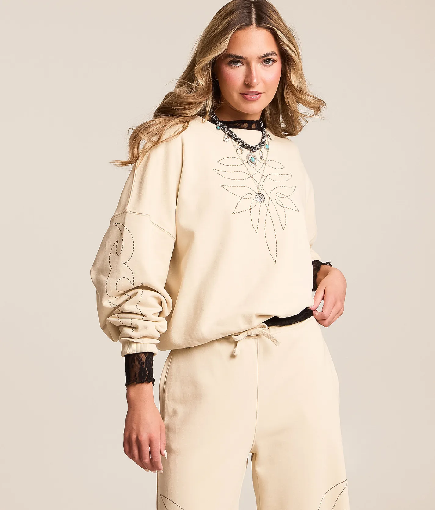 Tops | Wrangler® x Lainey Wilson Cowboy Pullover Cream