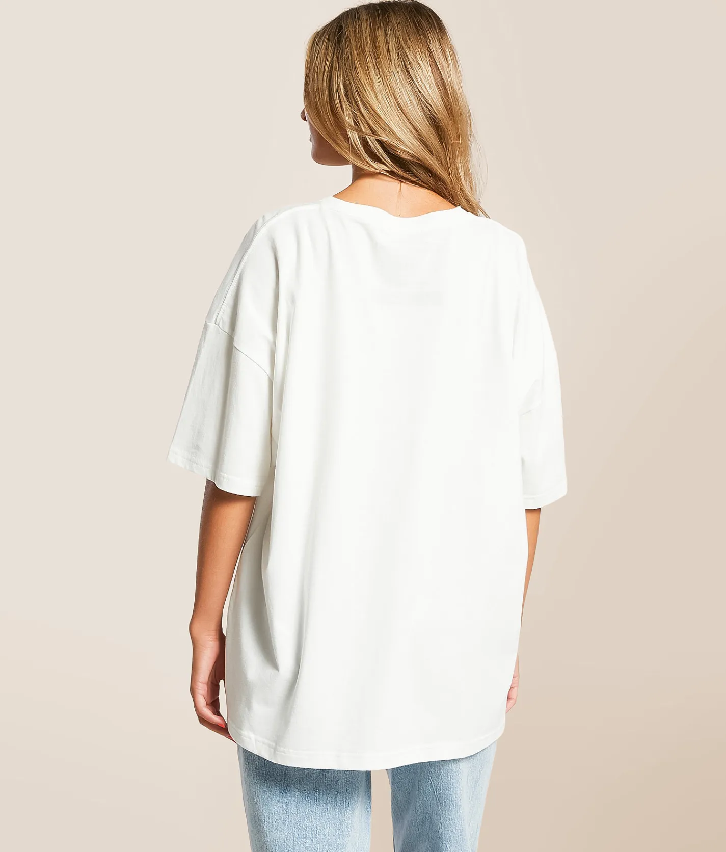 Tops | Gameday SOCIAL® Creighton Jays Oversized T-Shirt White