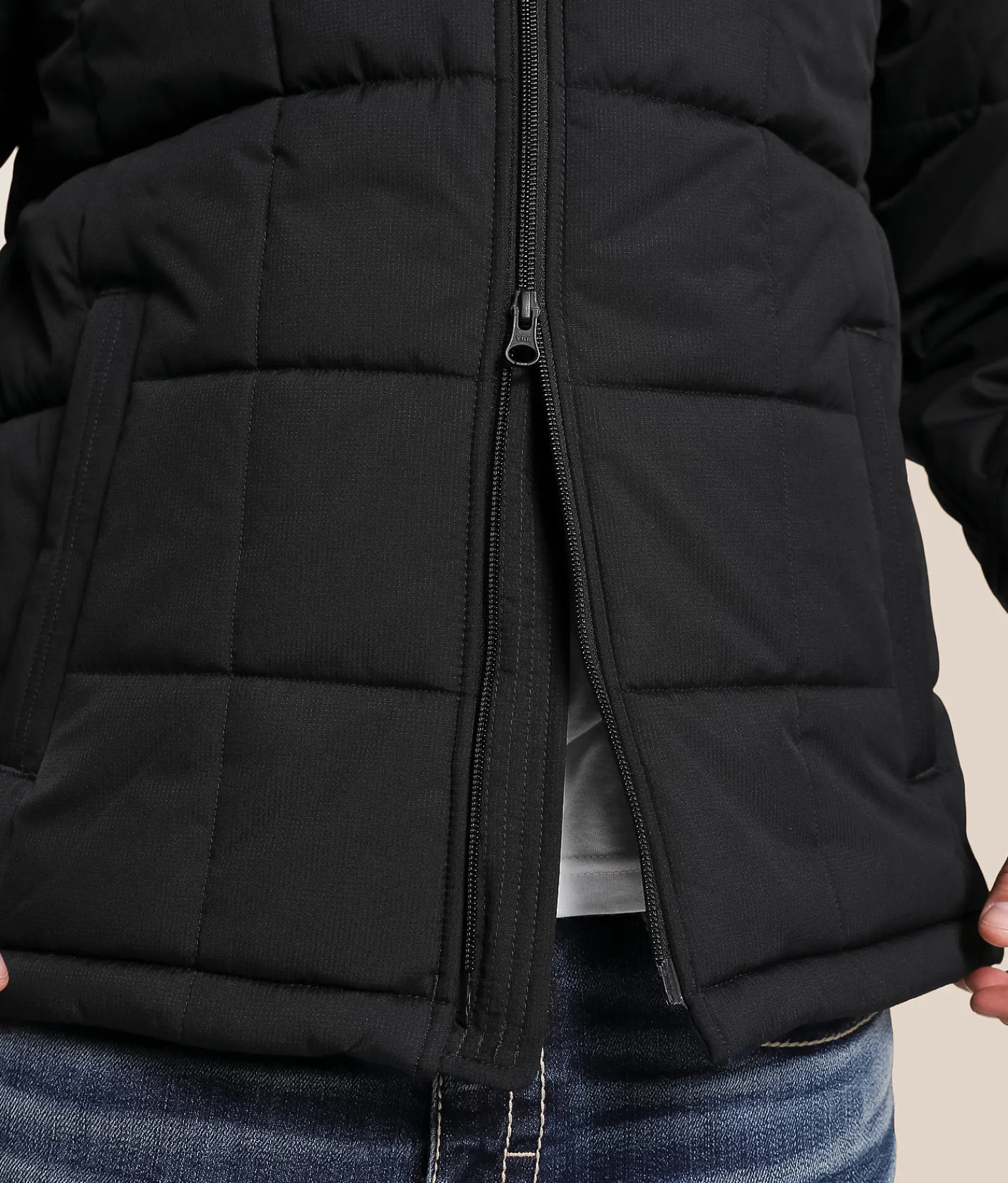 Tops|Coats & Jackets | Ariat Crius Insulated Jacket Black