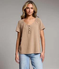 BKE Crochet Henley Top Greige