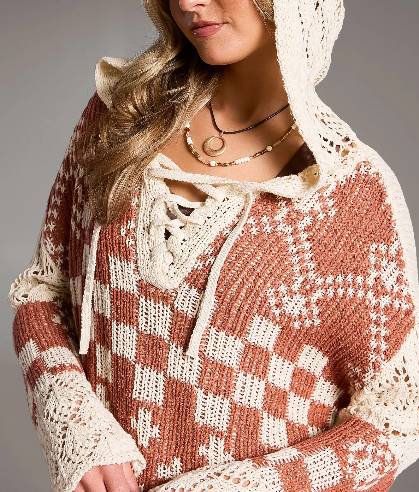 BKE Crochet Jacquard Hooded Sweater Rust Cream Outlet