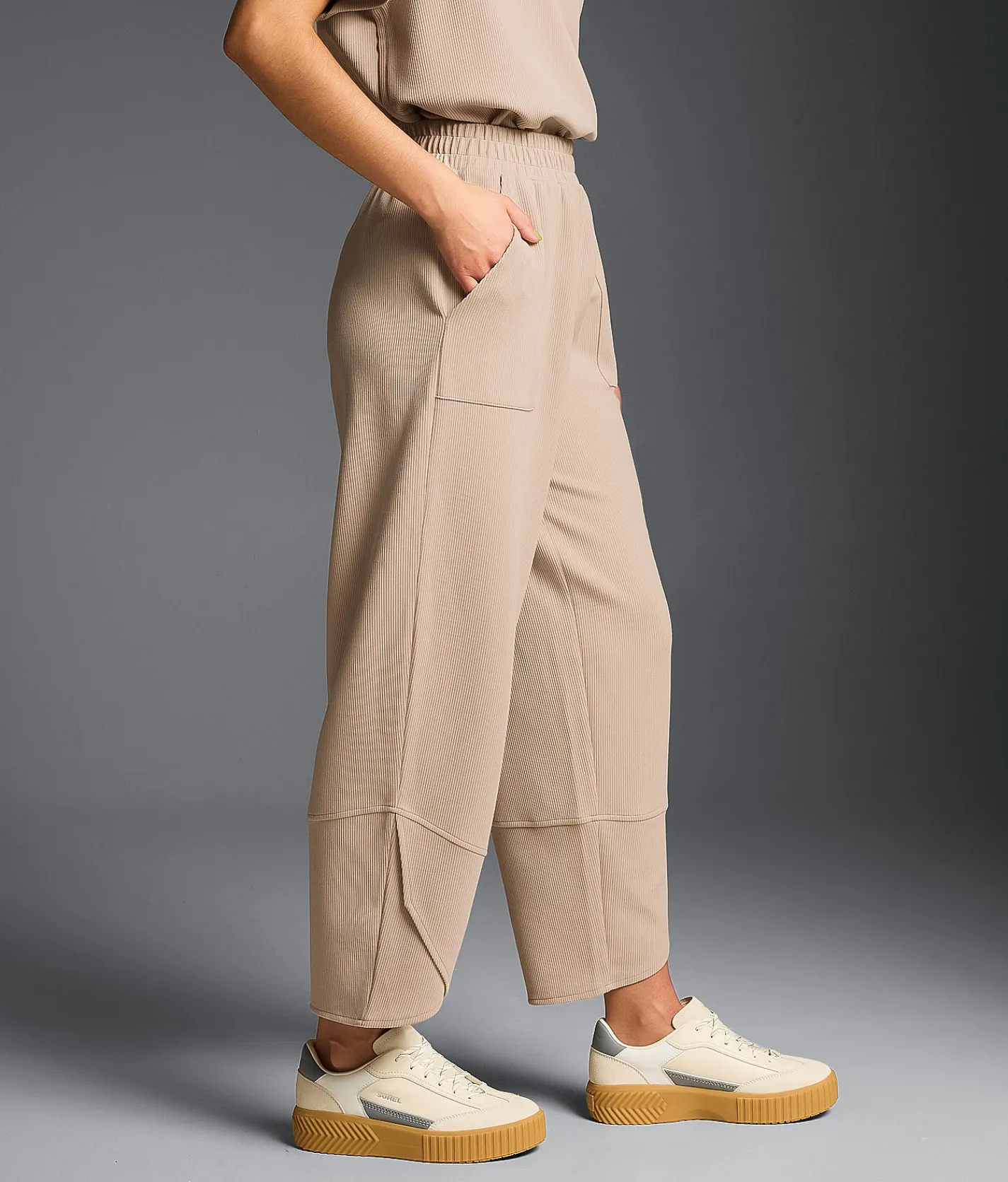 Bottoms | Buckle Black Cropped Straight Pant Taupe