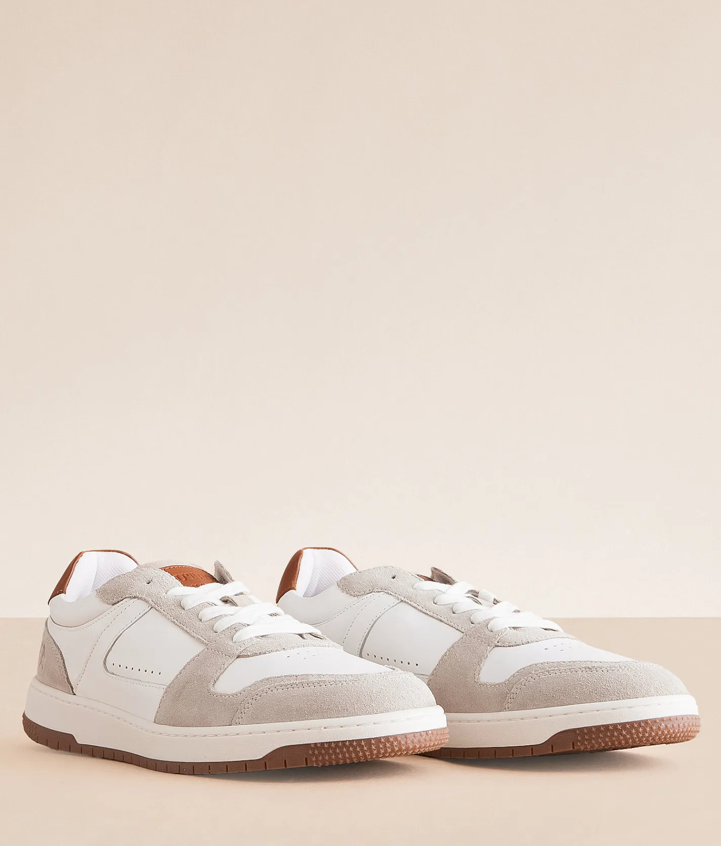 Outpost Makers Dan Leather Sneaker White Outlet