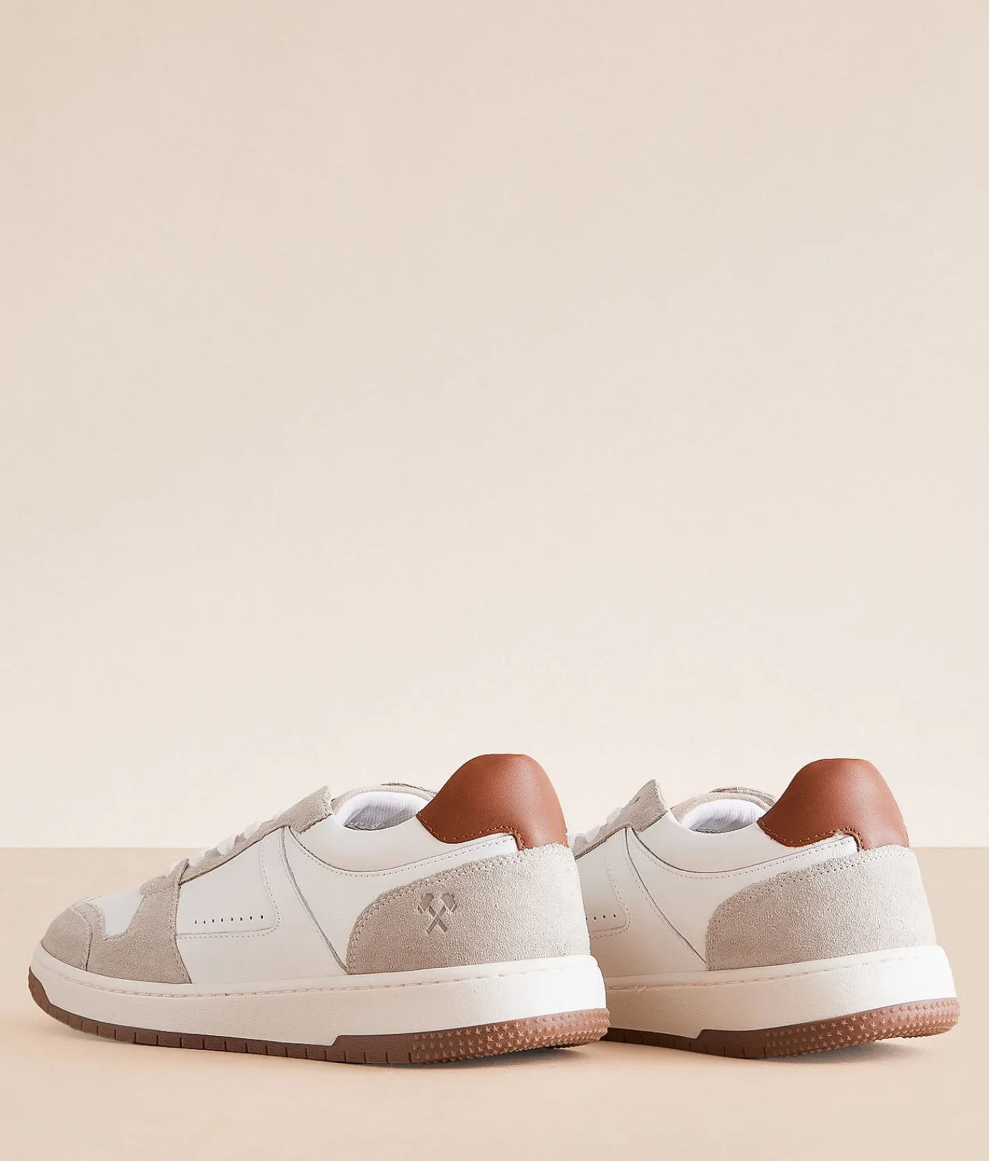 Activewear | Outpost Makers Dan Leather Sneaker White
