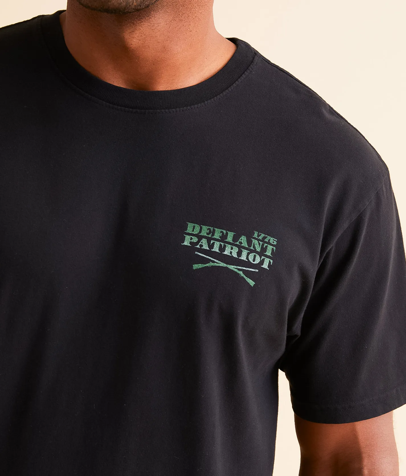 Howitzer Defiant George T-Shirt Black Best