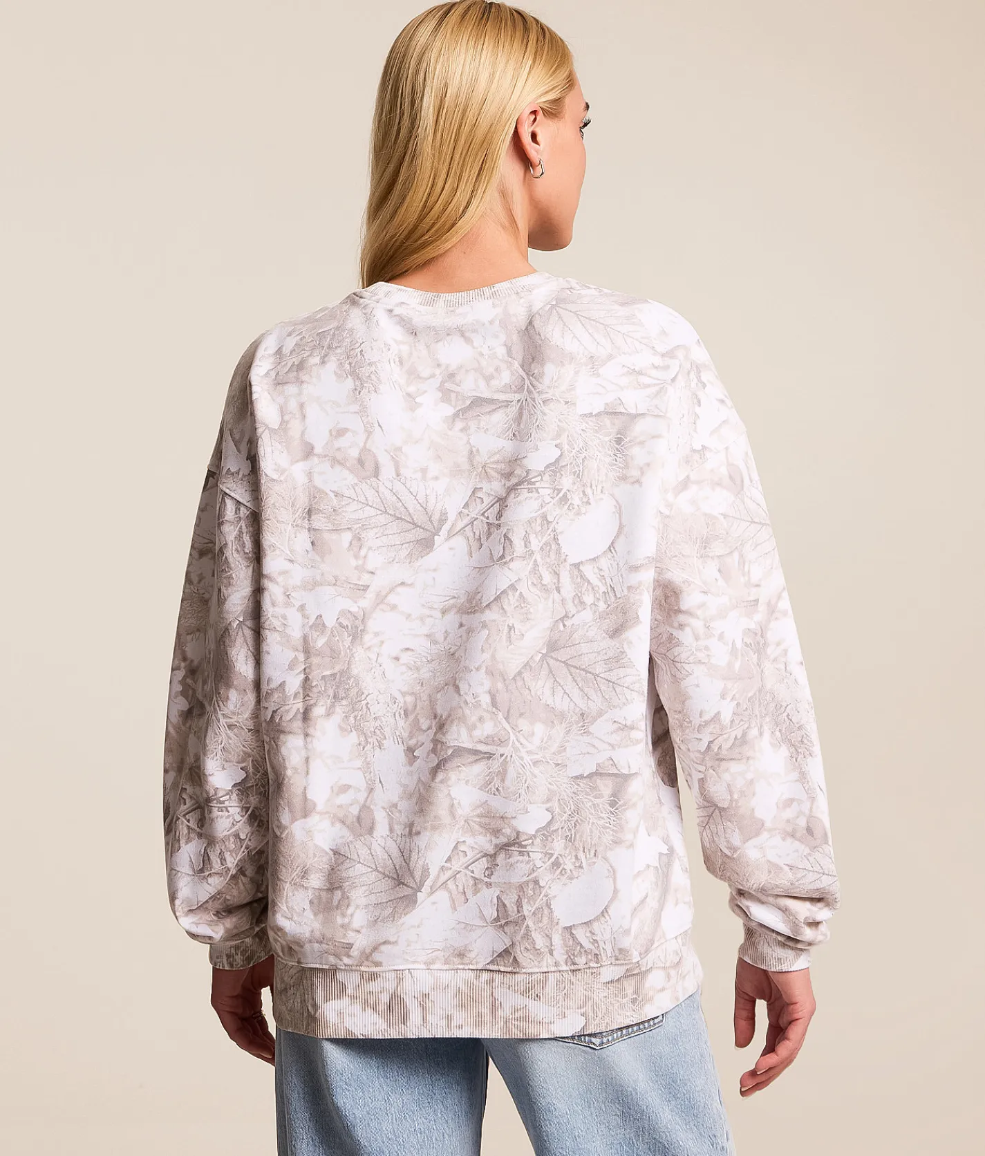 Tops | Goodie Two Sleeves Def Leppard Band Oversized Pullover Camo