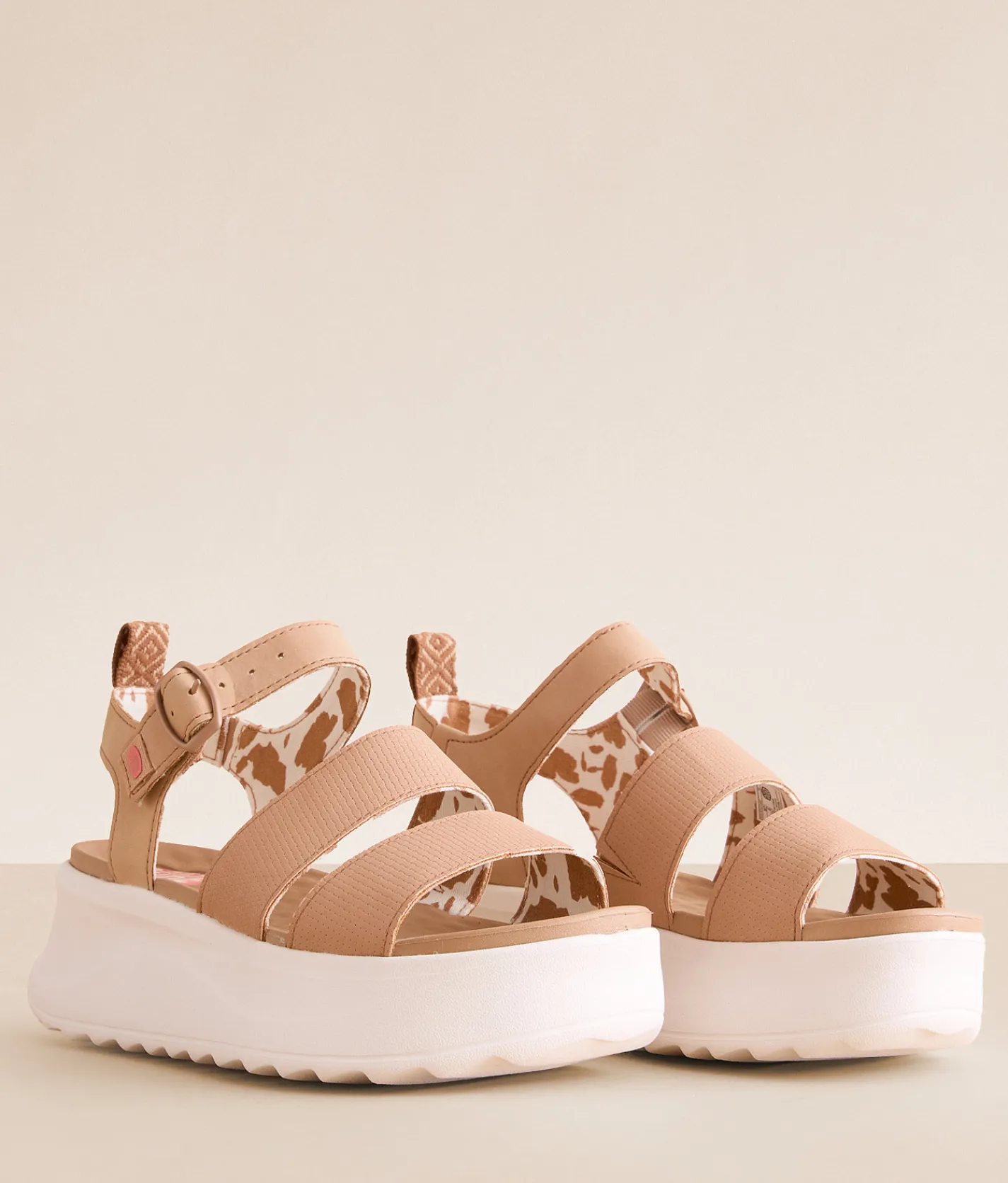 HEYDUDE™ Delray Buckle Classic Platform Sandal Tan