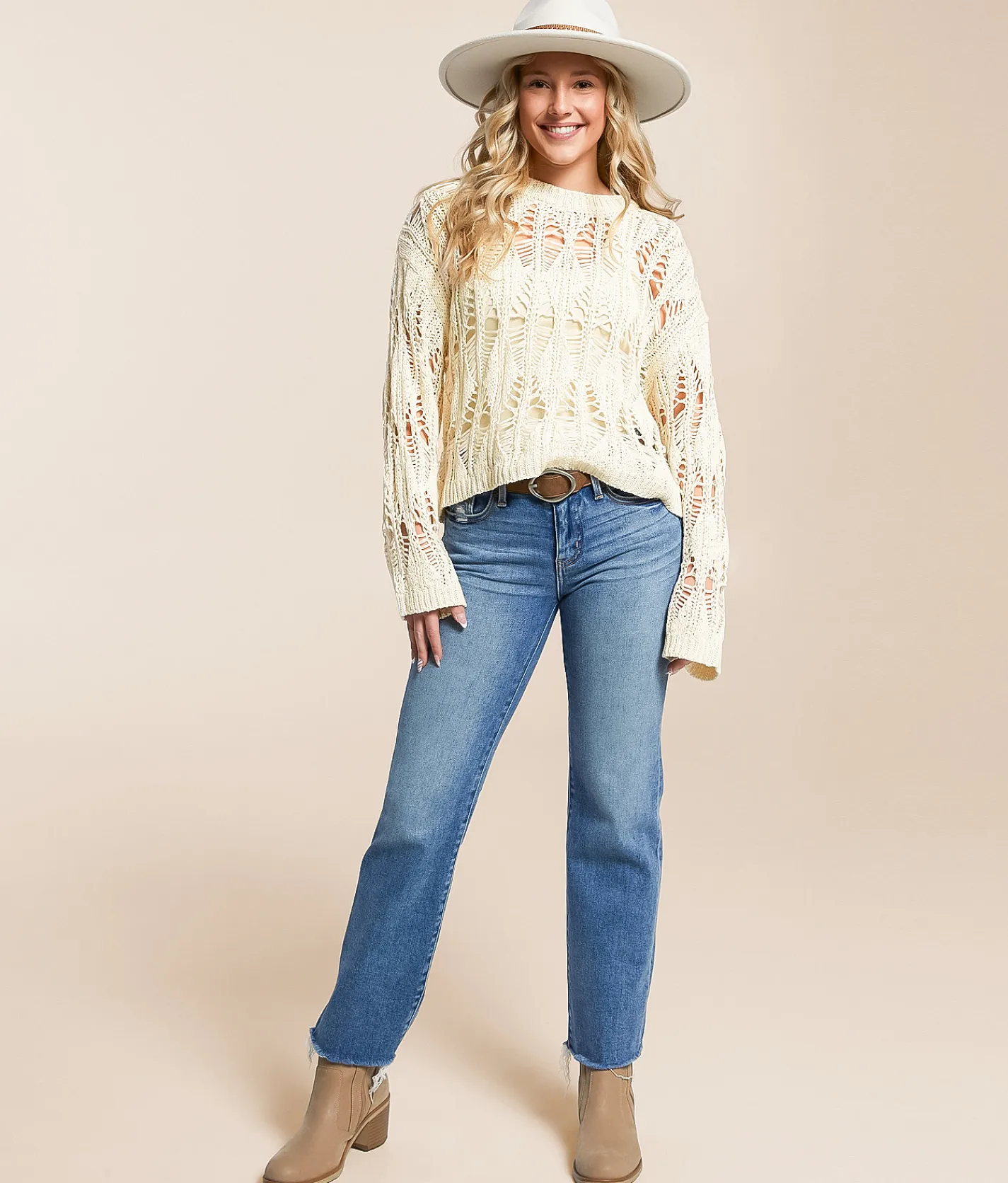 Tops | Willow & Root Diamond Cropped Sweater Cream