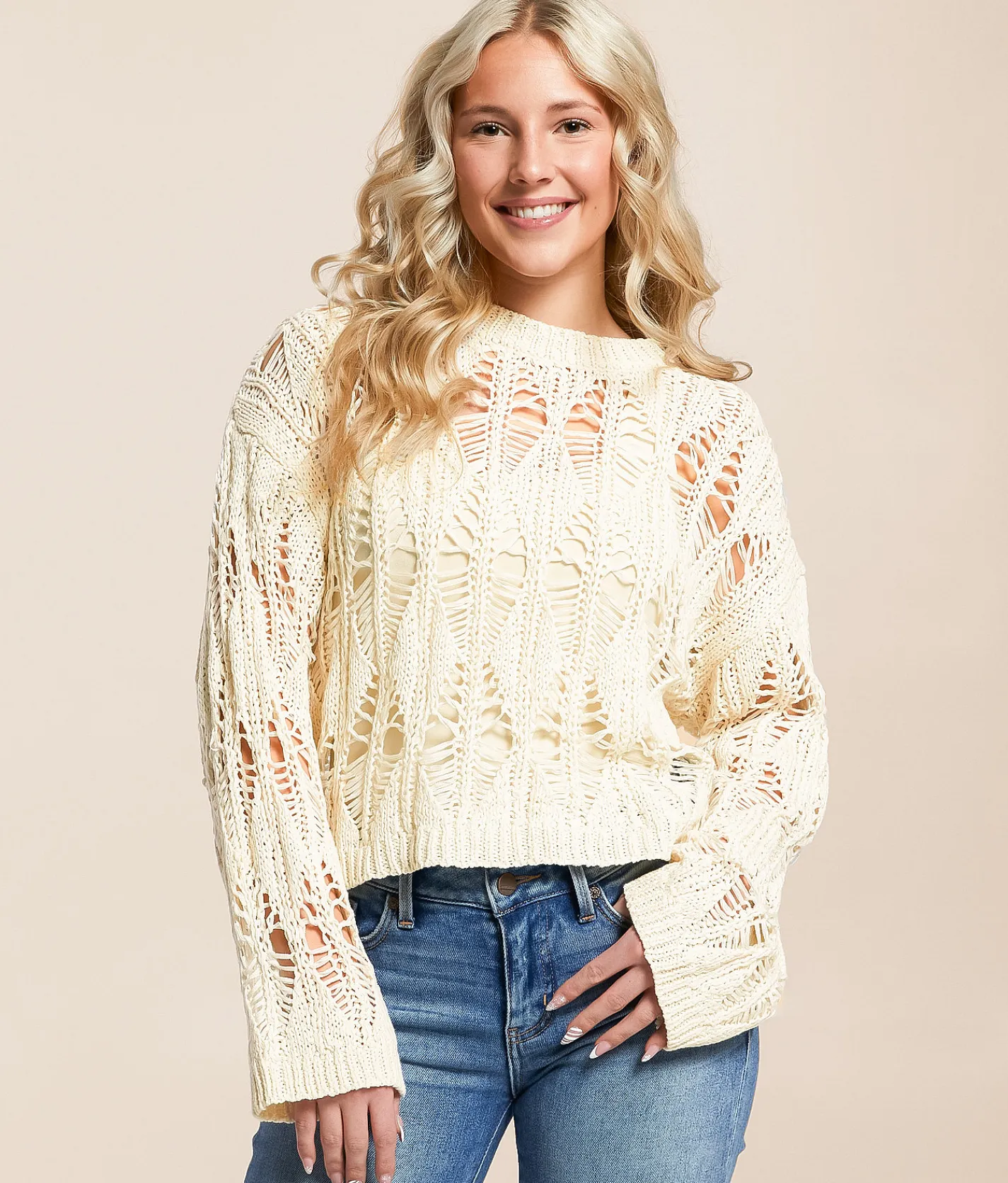 Tops | Willow & Root Diamond Cropped Sweater Cream