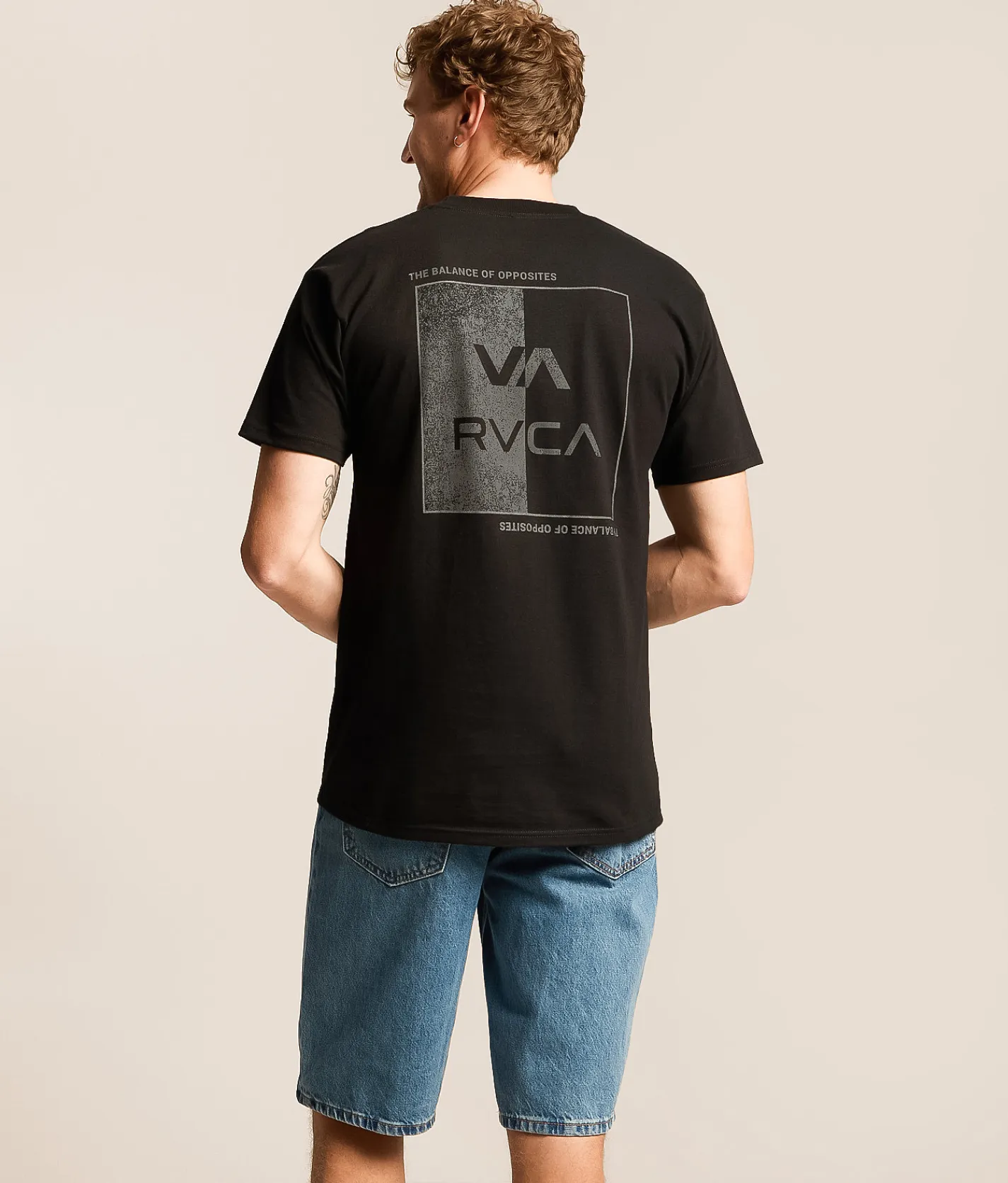 Tops|Graphic T-Shirts | RVCA Divide T-Shirt Black