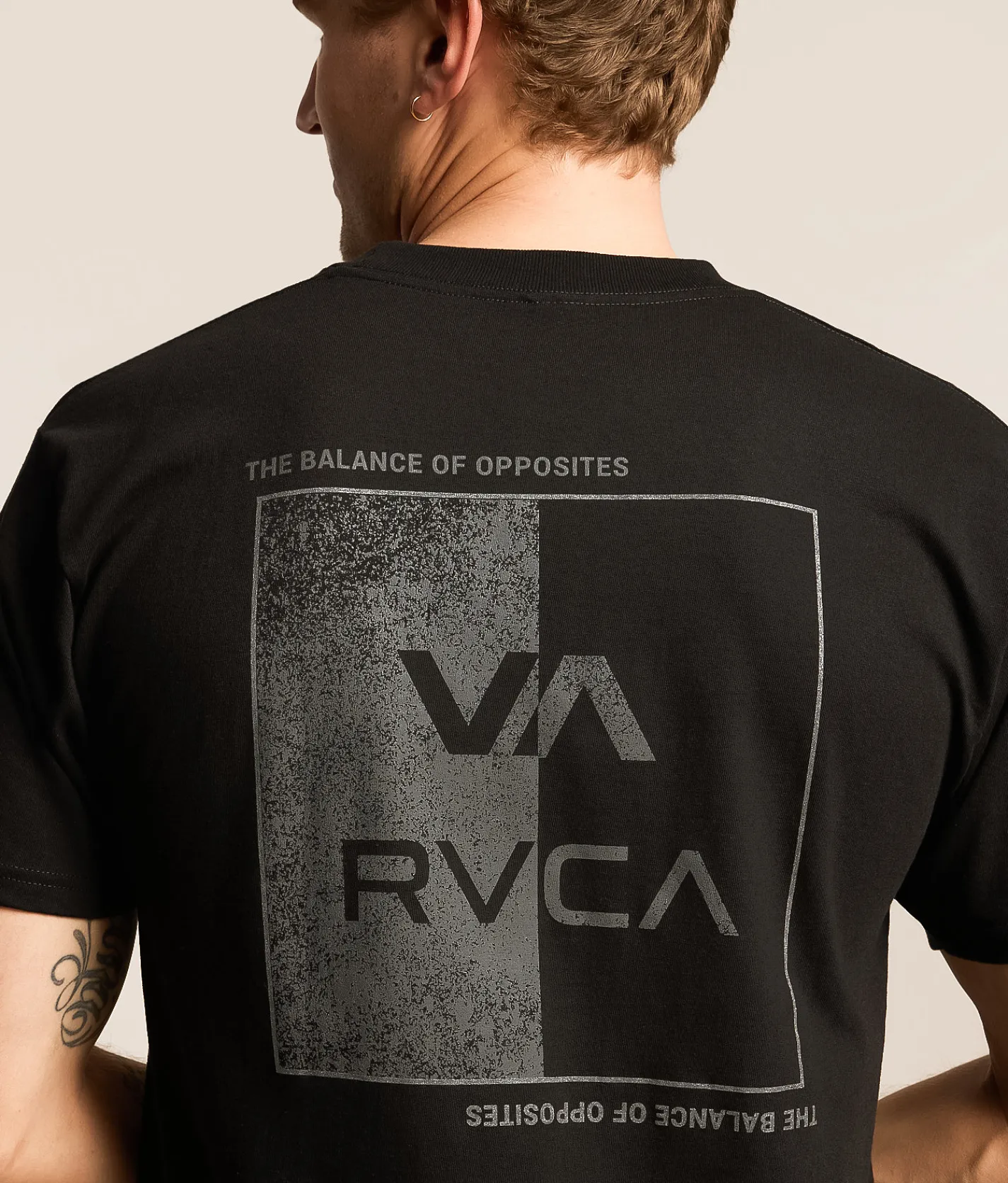 Tops|Graphic T-Shirts | RVCA Divide T-Shirt Black