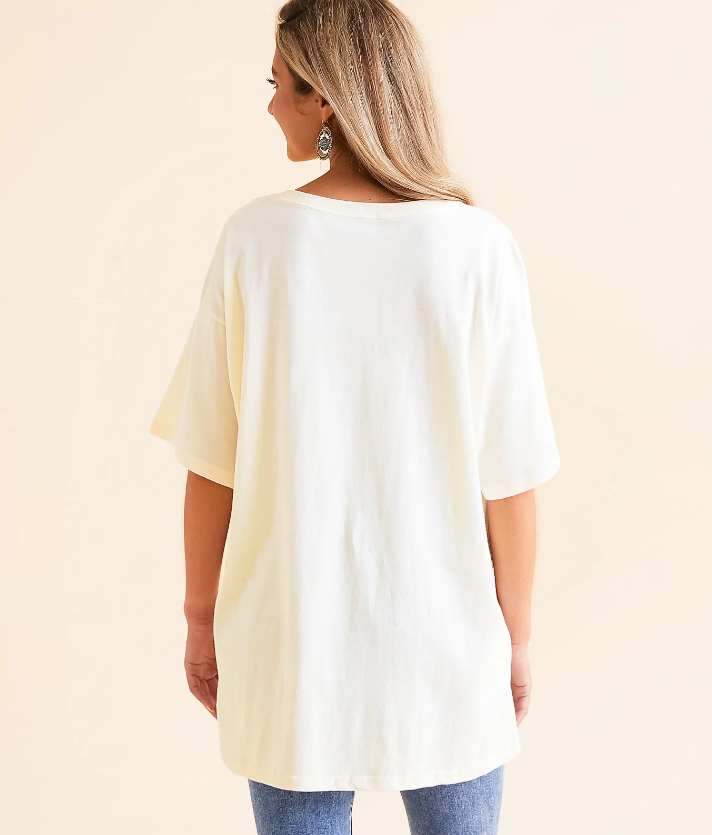 Wrangler® Drive Me Nuts Oversized T-Shirt Marshmallow Discount