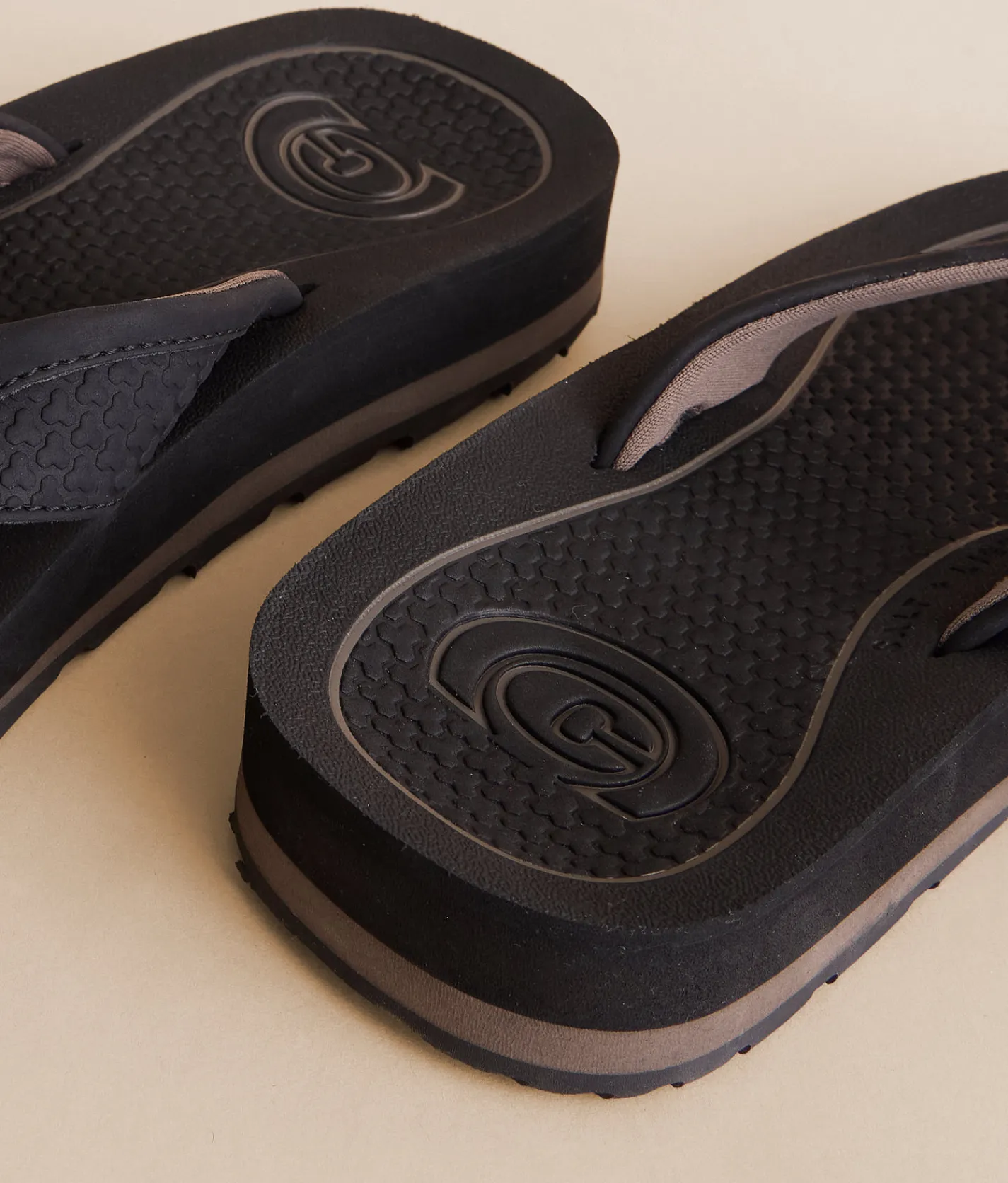 Cobian DRT™ Flip Black Discount