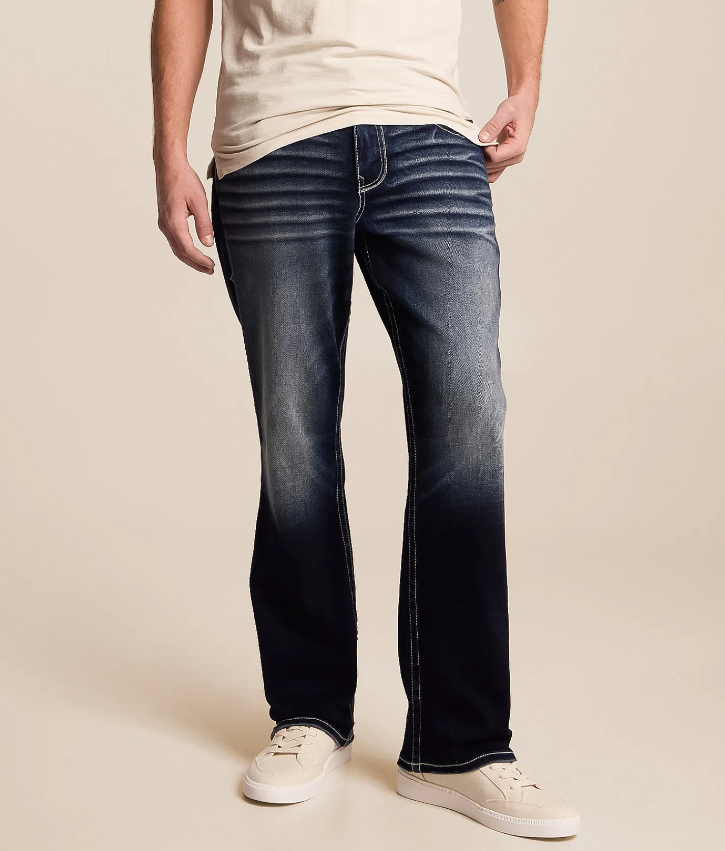 New Jeans|Bottoms | Buckle Black Eleven Straight Stretch Jean Altar