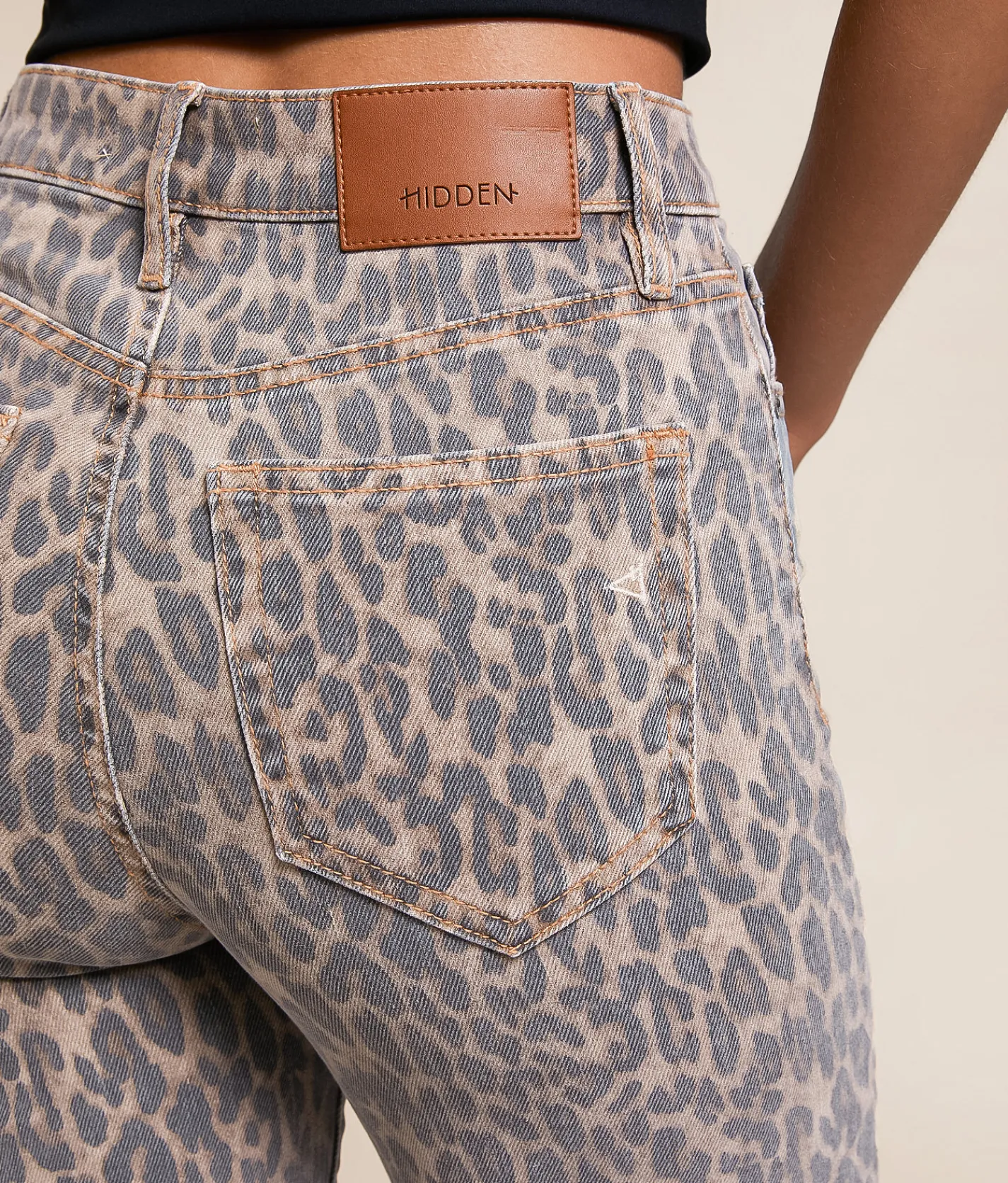 Jeans|Bottoms | HIDDEN Ella Classic Straight Stretch Jean Cheetah